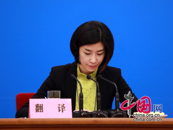 楊潔篪就外交問(wèn)題答問(wèn)-新聞